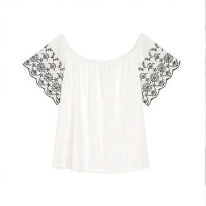 H&M Off Shoulder  Flutter Sleeve Embroidered Top